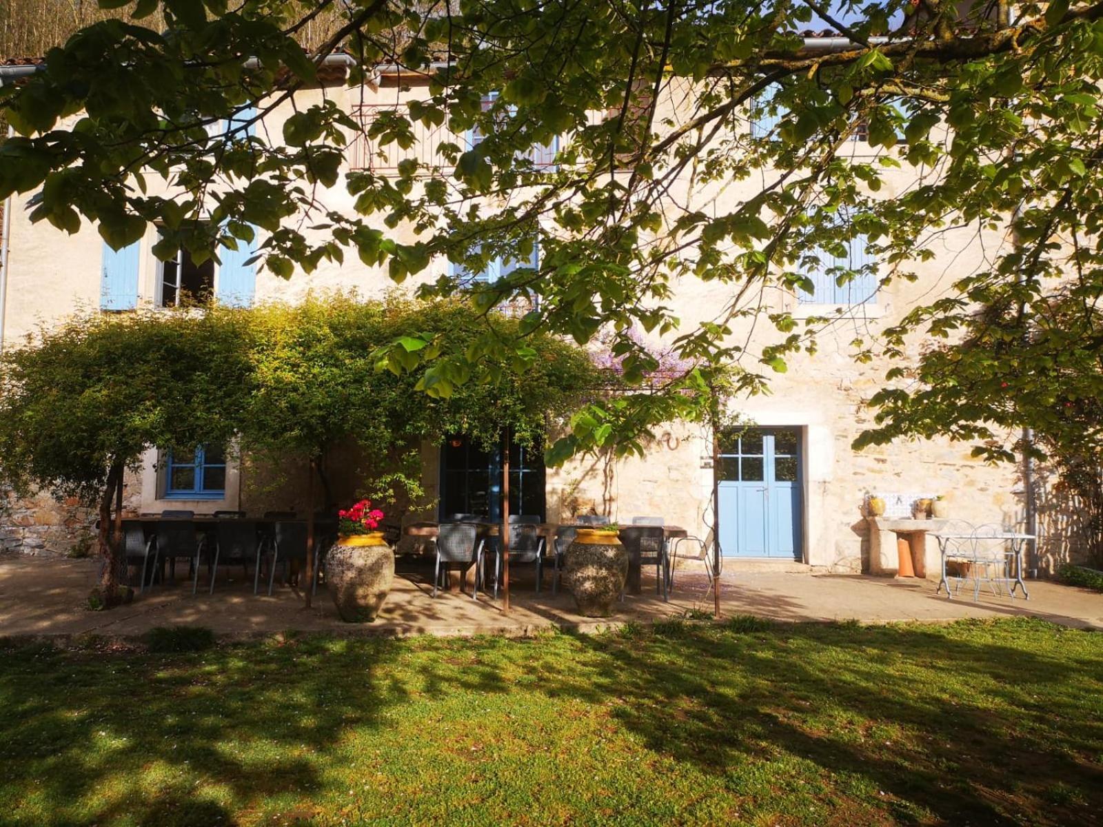 Nabat Le Haut, Chambre Et Table D'Hotes Courniou Eksteriør billede